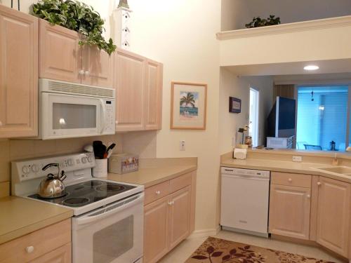 265 Villas at Waterside Unit 201 - image 2