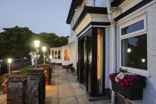 ทัศนียภาพภายนอกโรงแรม, Park Manor Hotel in สคาร์โบโร่