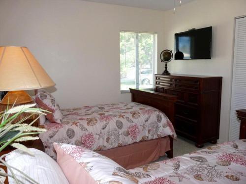 843 Buttonwood Court - image 11