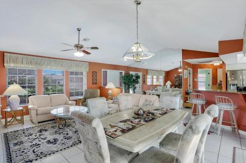 581 Fieldstone Drive - image 6