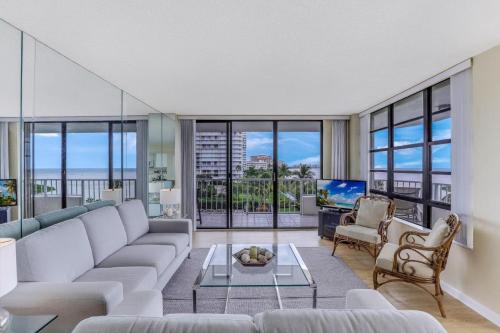 South Seas Tower 3-411 - image 6