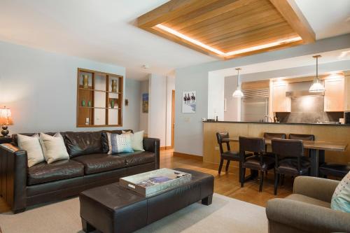 Two-Bedroom Apartment - Cascades A8 image 6