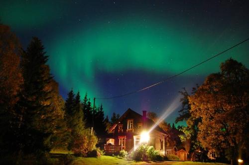 B&B Tromsø - 100 Years Old Norwegian Log House in Tromsø - Bed and Breakfast Tromsø