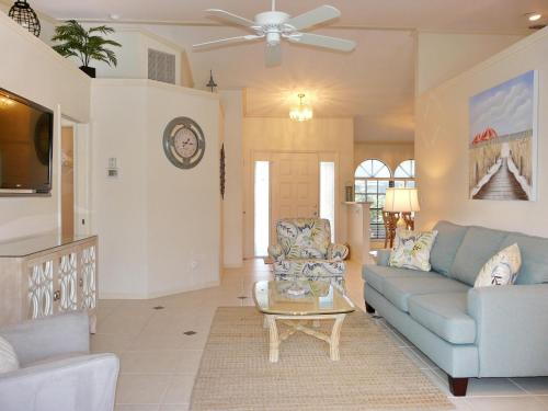 585 Somerset Court - main image