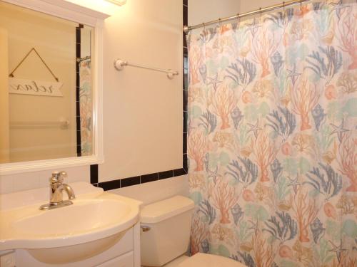 585 Somerset Court - image 13