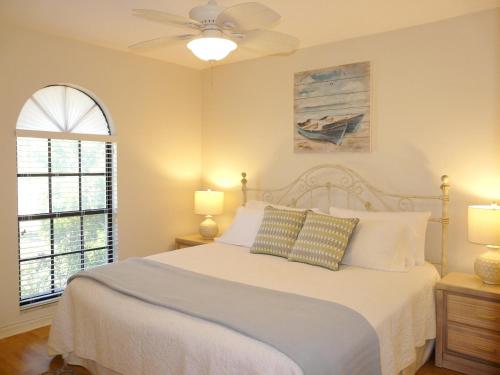 585 Somerset Court - image 14