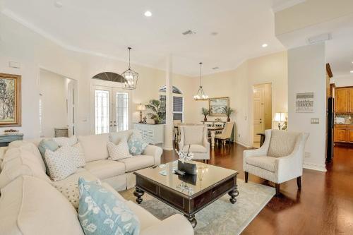 1805 Dogwood Drive - image 2