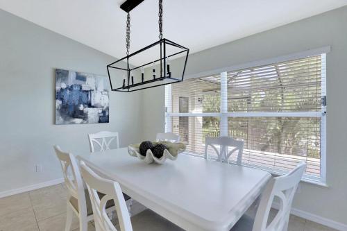 Shalimar Waterfront Pool Home - image 7