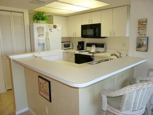 Southern Breeze Gardens 405 - image 11