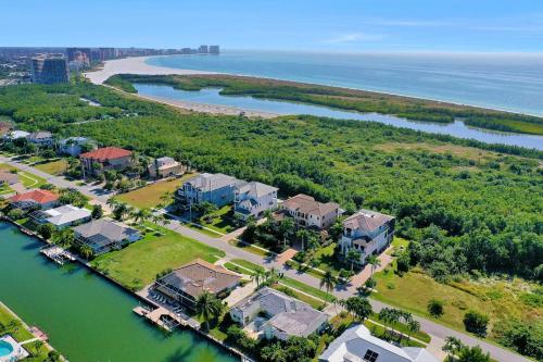 581 Spinnaker Drive - main image