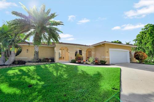 601 Lewis Court - main image
