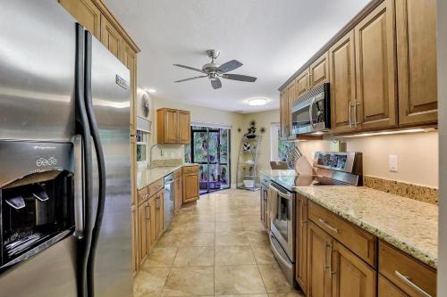 601 Lewis Court - image 10