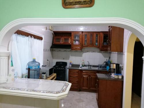 Konyha, Huasteco, tu casa en valles! in Obrera