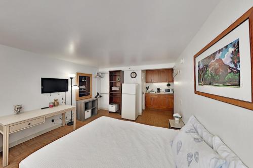 Hawaiian Monarch 801 condo - image 3