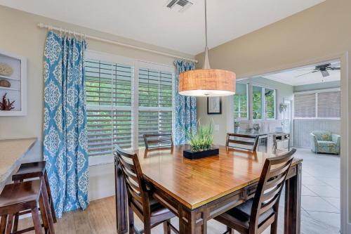 870 Kendall Drive - image 14