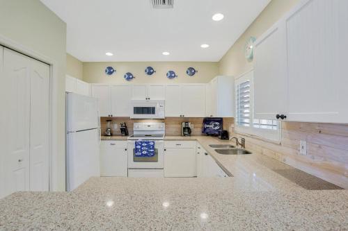 870 Kendall Drive - image 11