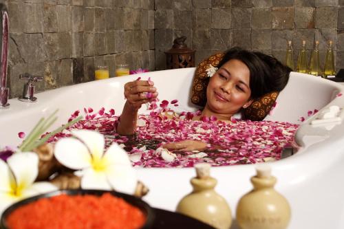 ザ フィニックス ホテル ヨギカルタ7