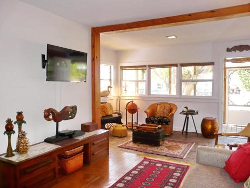 413 Mango Avenue - image 11