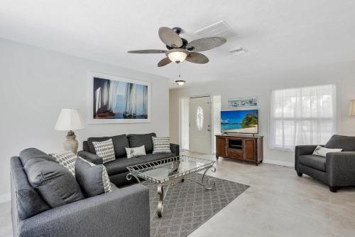 Skylark Avenue Pool Home - image 2