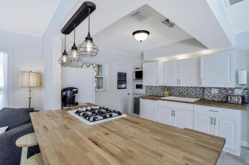 Skylark Avenue Pool Home - image 8