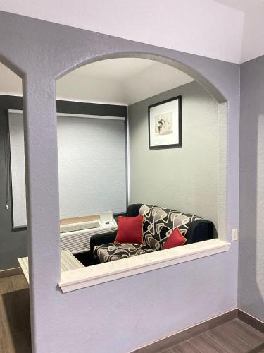 King Suite image 5