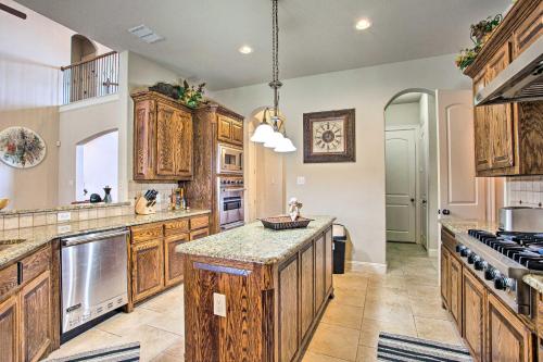 4 Mi to Grapevine Lake: Texas Home w/ Media Room in Flower Mound