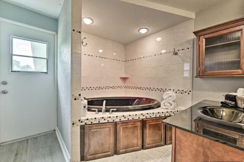 Renovated Port Richey Oasis with Lanai and Grill! - image 5