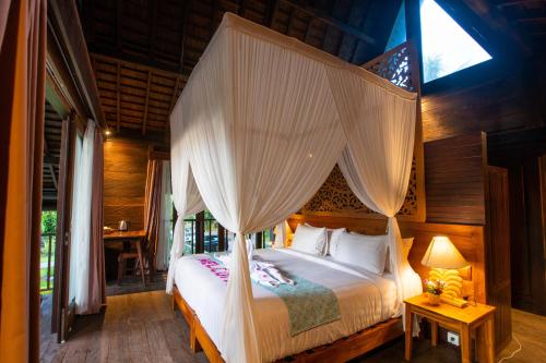 The Kirana Tembok Room Type - Family Room with Garden View