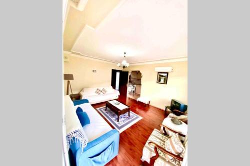 Spacious 2 bedroom family home with mountain vıew