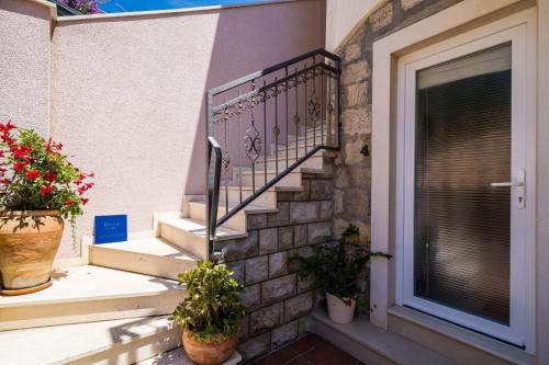 Apartments Villa Palma - image 3