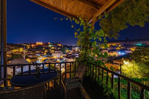 花園, 薩夫蘭博盧賽伊爾科納克酒店 (Safranbolu Seyir Konak Otel) in 番紅花城