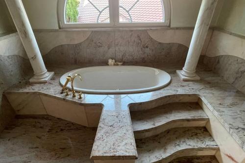 Villa Holiday House Pool Home Spa Wellness Sauna Party Event