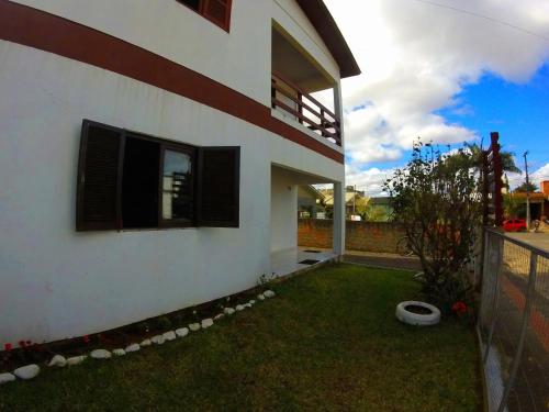 Dārzs, Itaimbezinho Hostel Santa Catarina in Praia Grande (Santa Katarina)