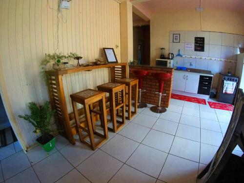 virtuve, Itaimbezinho Hostel Santa Catarina in Praia Grande (Santa Katarina)