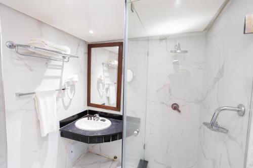 Hotel Majestic Room Type - Deluxe Double Room with Balcony