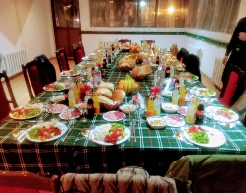 Ēdiens un dzērieni, Семеен Хотел "При Мечо" in Rilski Manastir