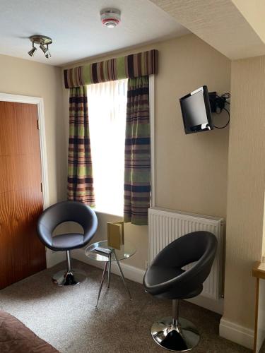 Park Manor Hotel - image 11