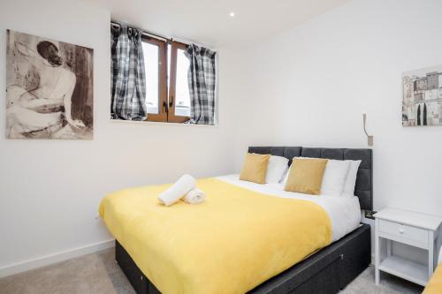 Picture of Spacious 1 Bed Luxury St Albans Apartment - Free Wifi & Parking