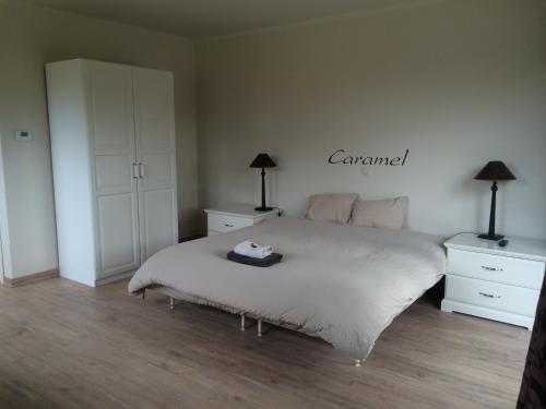 B&B Caramel - image 5