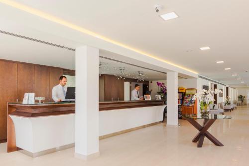 Előcsarnok, Aparthotel La Pergola in Andratx / Camp de Mar