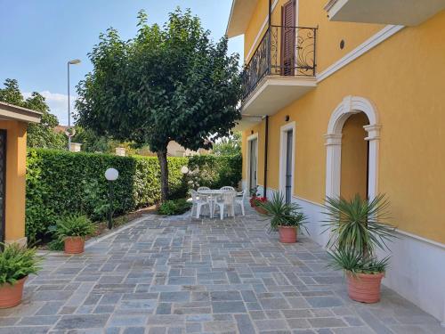 VITTORIA HOUSE 1 - Apartment - Celano