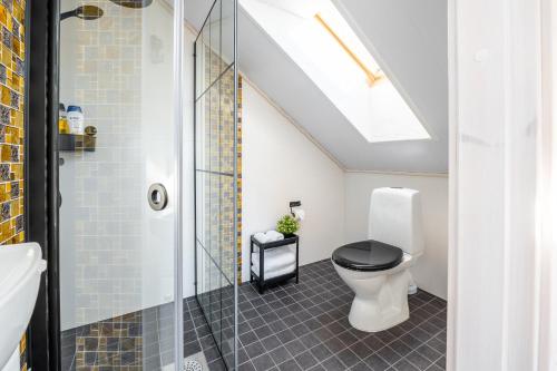 Pakri Parun Pakri Parun