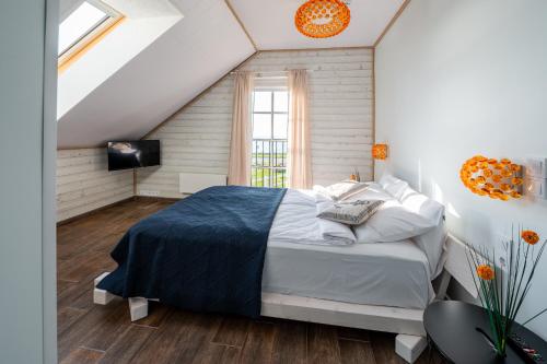 Pakri Parun Pakri Parun