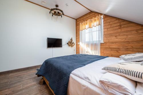 Pakri Parun Pakri Parun