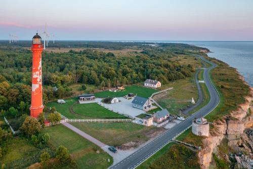 Pakri Parun Pakri Parun