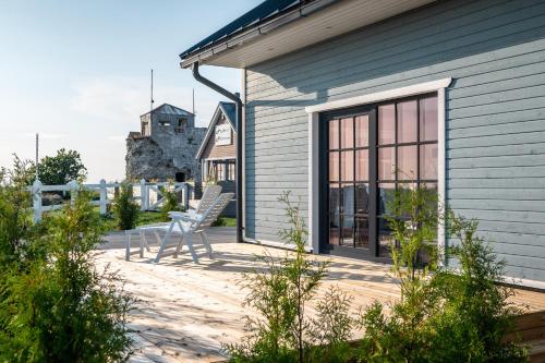 Pakri Parun Pakri Parun