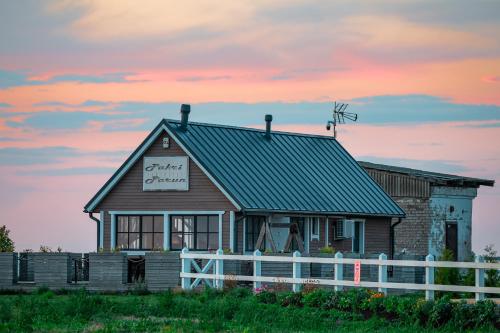 Pakri Parun Pakri Parun