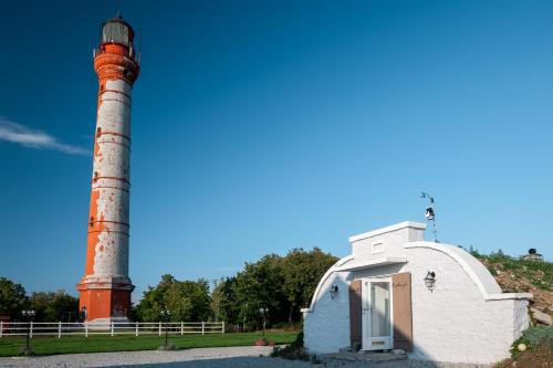 Pakri Parun Pakri Parun