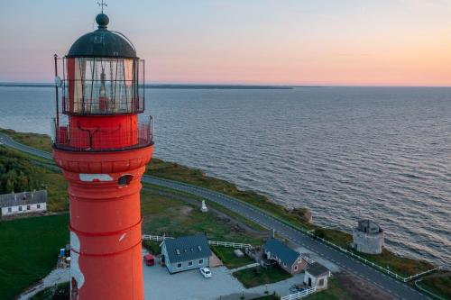 Pakri Parun Pakri Parun