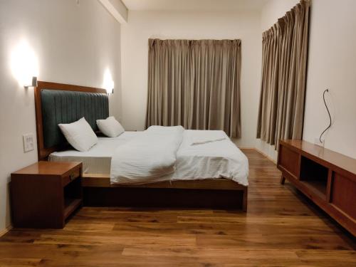 Double Room with Private Bathroom image 3